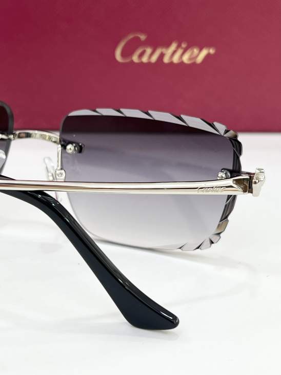 Picture of Cartier Sunglasses _SKUfw80239052fw